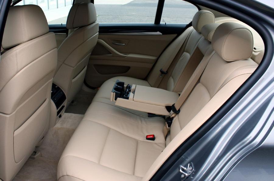  BMW 535i 2011 года  (фото 9 из 48)